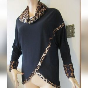 Cartise Black Tunic Top With Animal Print Batwing Style Size Small